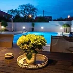 House Luxury With Pool *