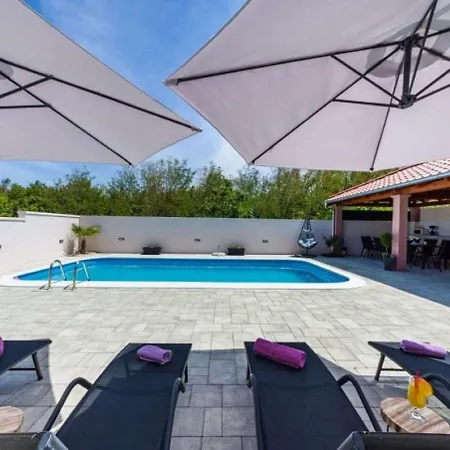 House Luxury With Pool * Zaton (Zadar)