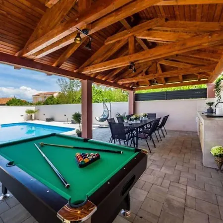 Ferienhaus House Luxury With Pool *