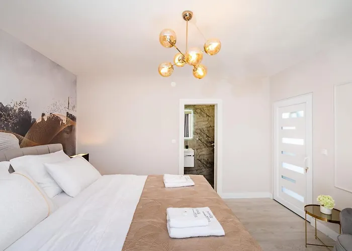 House Luxury With Pool Дом отдыха *