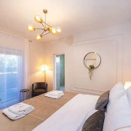 House Luxury With Pool * Zaton (Zadar)